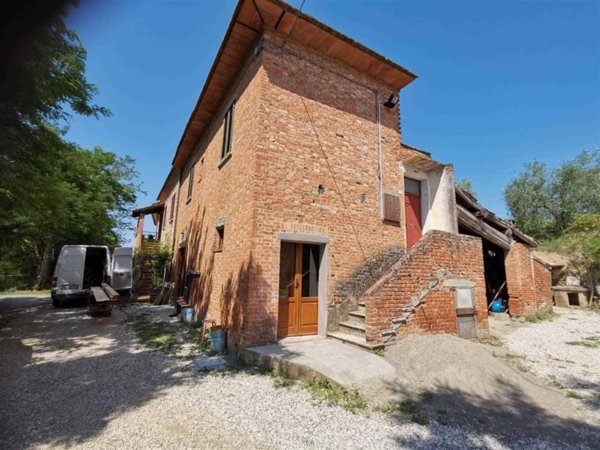 casale in vendita a Montepulciano in zona Abbadia