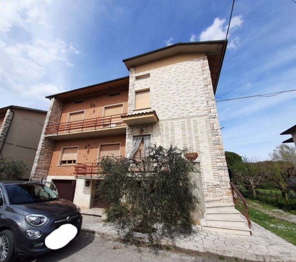 casa indipendente in vendita a Montepulciano