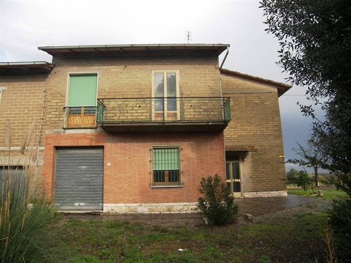 casa indipendente in vendita a Montepulciano