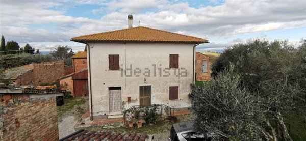 casa indipendente in vendita a Montepulciano
