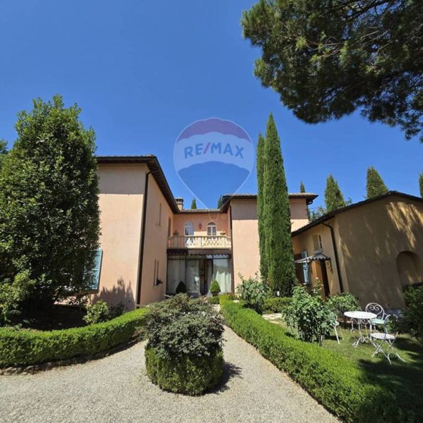 casa indipendente in vendita a Montepulciano