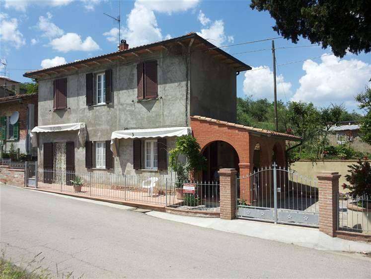 casa indipendente in vendita a Montepulciano in zona Valiano