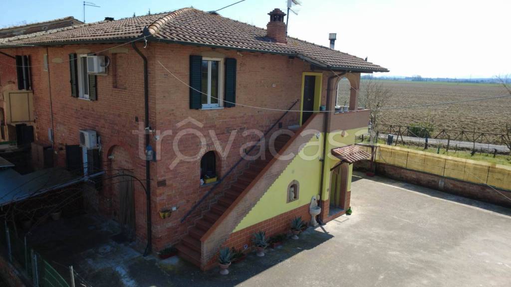 casa indipendente in vendita a Montepulciano in zona Acquaviva