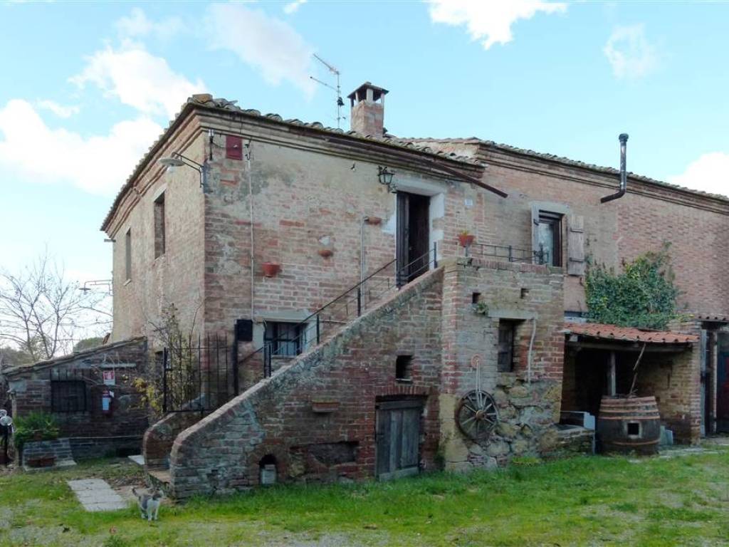 casa indipendente in vendita a Montepulciano