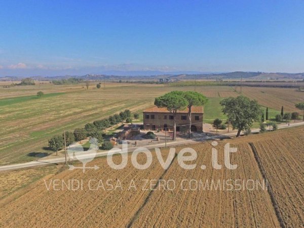 casa indipendente in vendita a Montepulciano