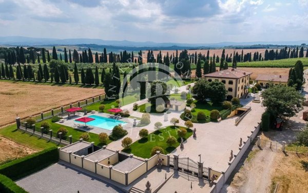 villa in vendita a Montepulciano