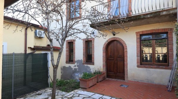 appartamento in vendita a Montepulciano in zona Abbadia