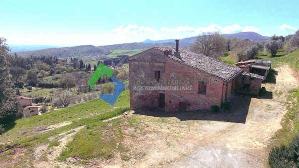 casa indipendente in vendita a Montepulciano
