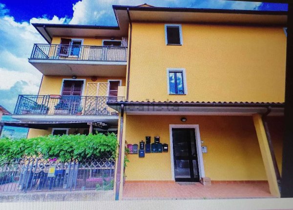 appartamento in vendita a Montepulciano in zona Gracciano