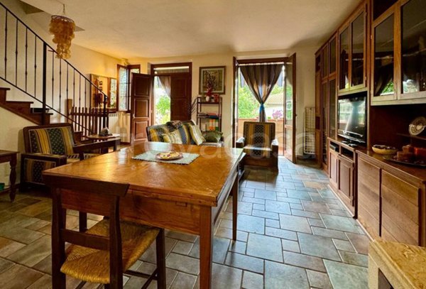 casa indipendente in vendita a Montepulciano