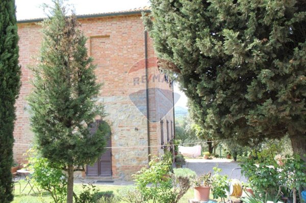 casa indipendente in vendita a Montepulciano in zona Acquaviva