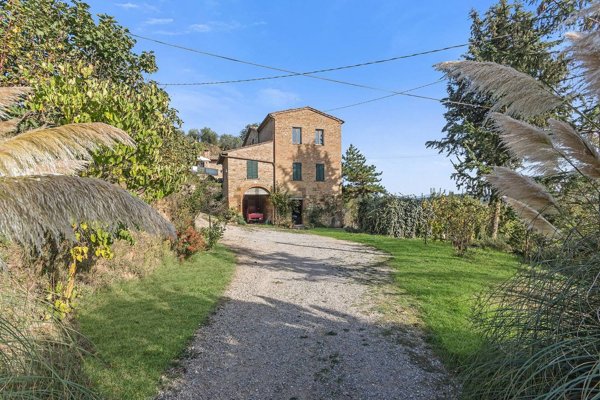 casa indipendente in vendita a Montepulciano