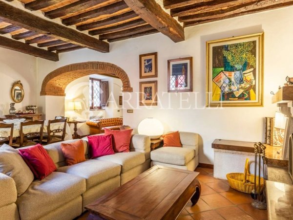 casa indipendente in vendita a Montepulciano