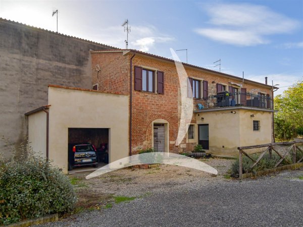 casa indipendente in vendita a Montepulciano in zona Abbadia