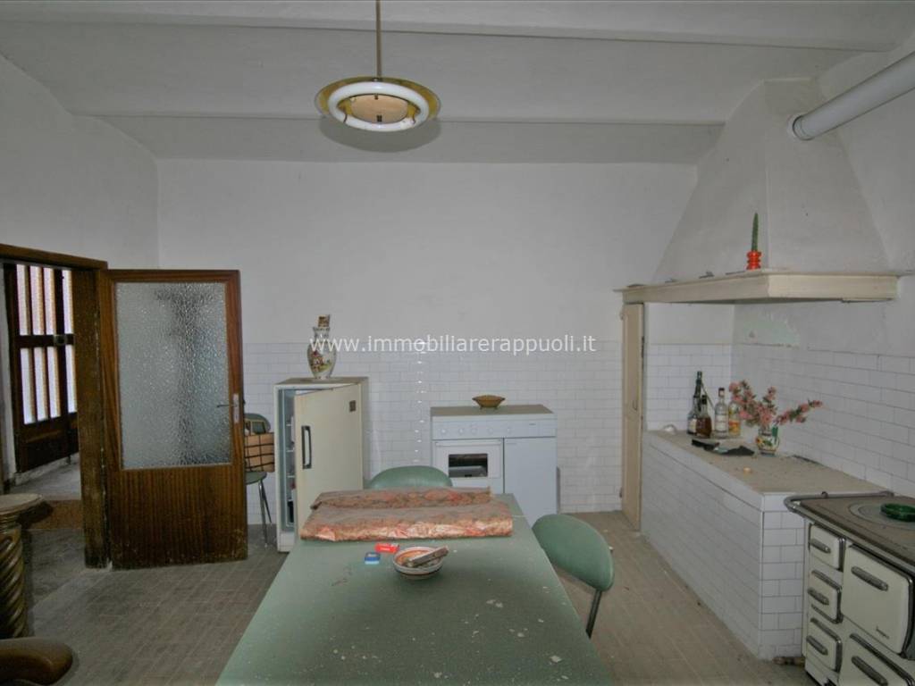 casa indipendente in vendita a Montepulciano in zona Acquaviva
