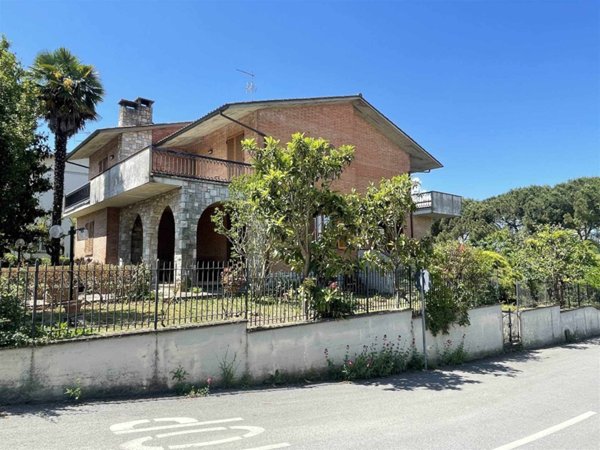 casa indipendente in vendita a Montepulciano in zona Montepulciano Stazione