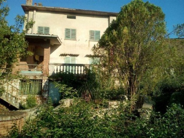 casa indipendente in vendita a Montepulciano