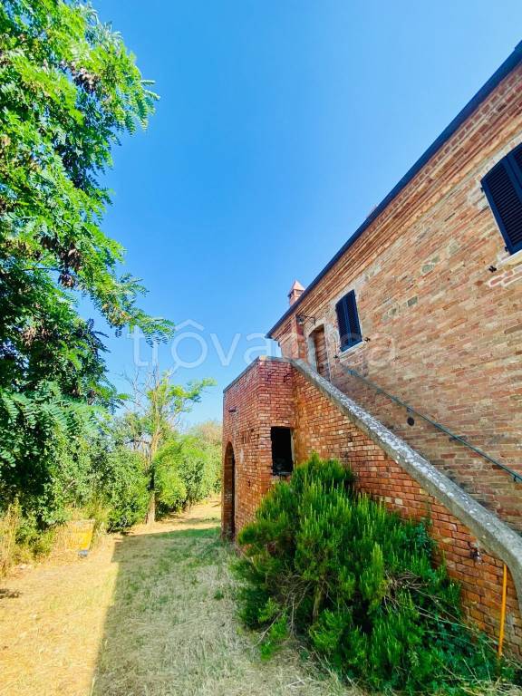 casa indipendente in vendita a Montepulciano in zona Gracciano