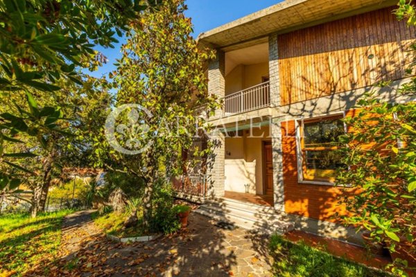 casa indipendente in vendita a Montepulciano