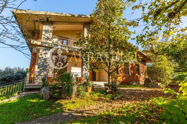 casa indipendente in vendita a Montepulciano