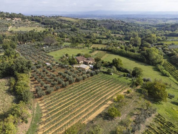 casa indipendente in vendita a Montepulciano