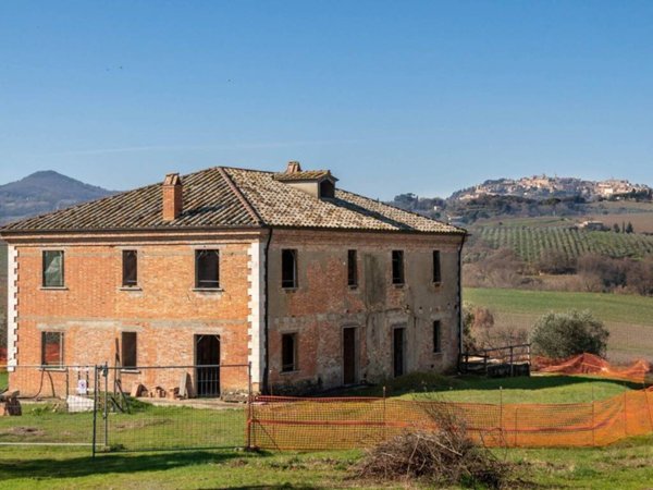 casa indipendente in vendita a Montepulciano