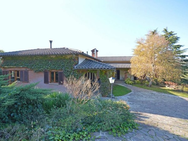casa indipendente in vendita a Montepulciano