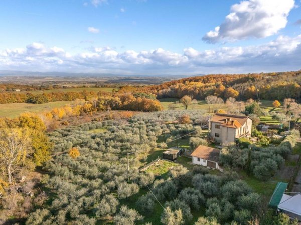 casa indipendente in vendita a Montepulciano