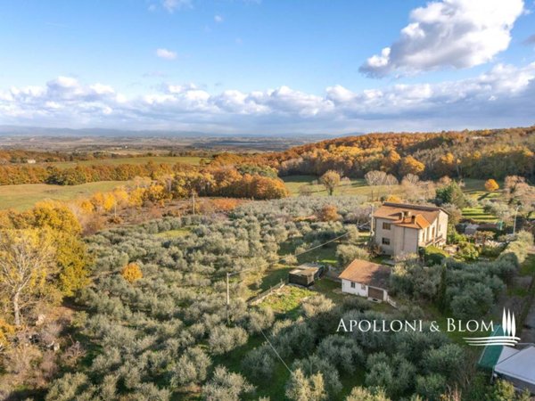 casa indipendente in vendita a Montepulciano
