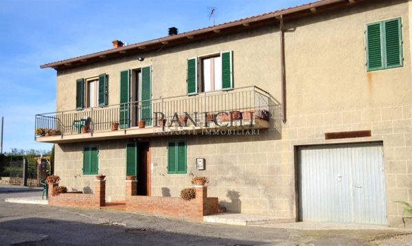 casa indipendente in vendita a Montepulciano