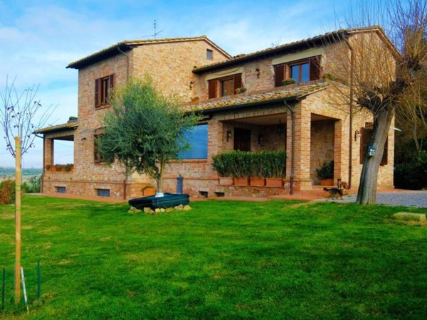 casa indipendente in vendita a Montepulciano