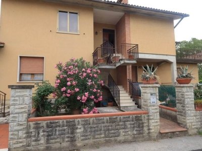 appartamento in vendita a Montepulciano in zona Montepulciano Stazione
