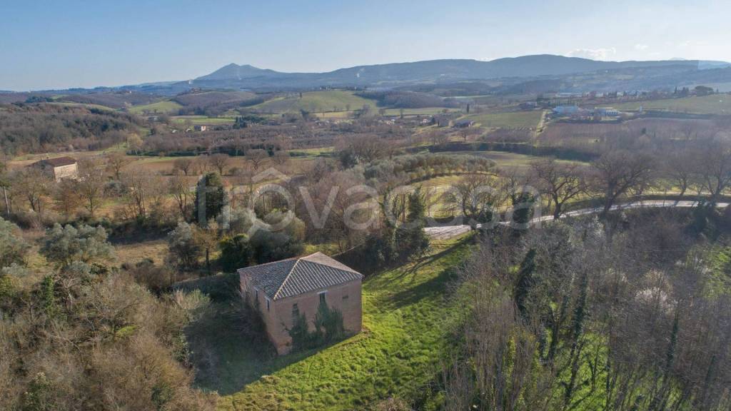 casa indipendente in vendita a Montepulciano