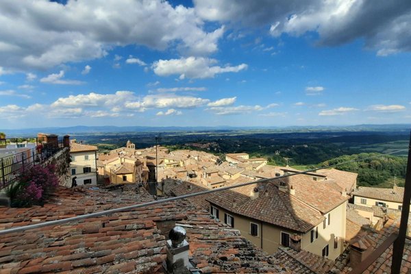 casa indipendente in vendita a Montepulciano
