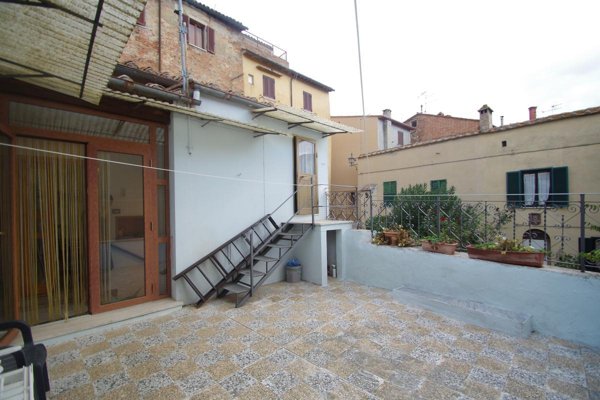 casa indipendente in vendita a Montepulciano