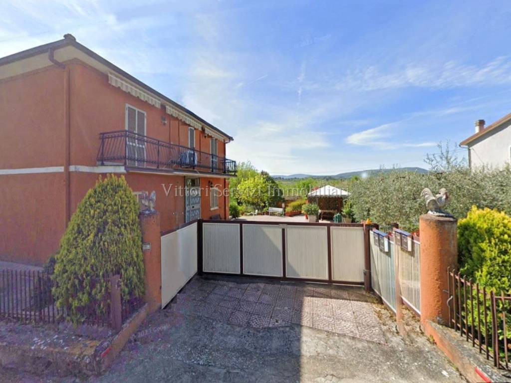 casa indipendente in vendita a Montepulciano in zona Acquaviva