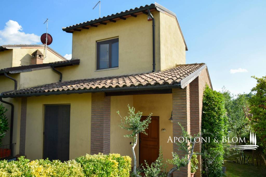 casa indipendente in vendita a Montepulciano in zona Ascianello