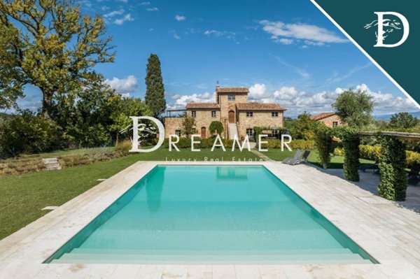 casa indipendente in vendita a Montepulciano