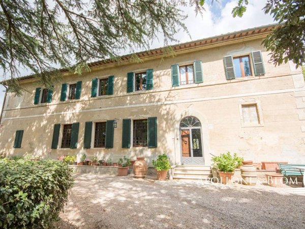 villa in vendita a Montepulciano