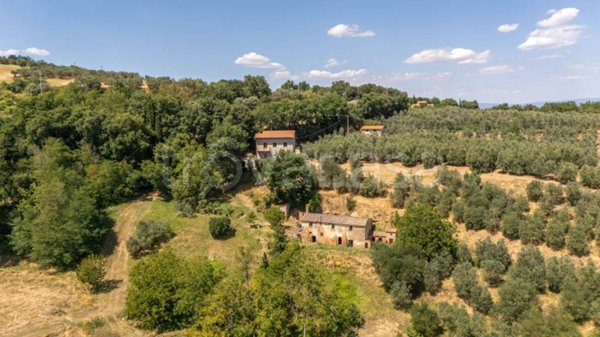 casa indipendente in vendita a Montepulciano
