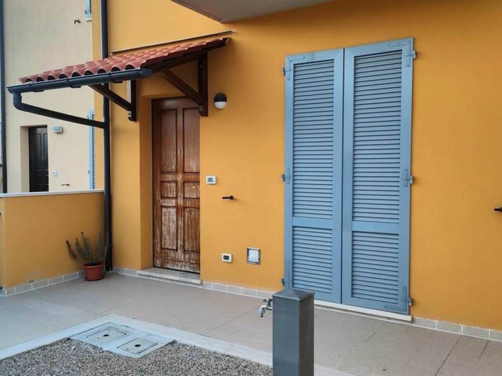 casa indipendente in vendita a Montepulciano in zona Montepulciano Stazione