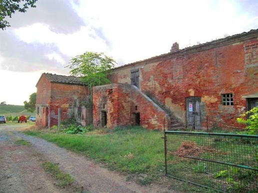 casale in vendita a Montepulciano in zona Valiano