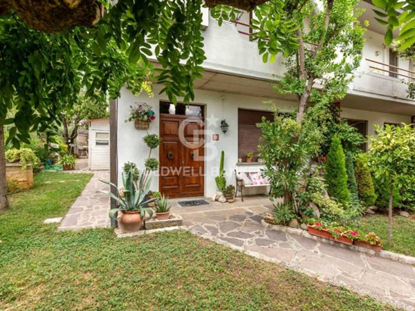 casa indipendente in vendita a Montepulciano in zona Abbadia