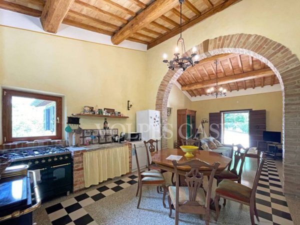 casa indipendente in vendita a Montepulciano