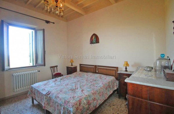 casa indipendente in vendita a Montepulciano in zona Valiano