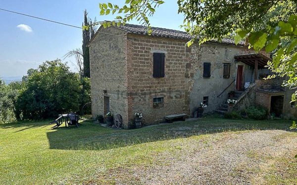 casale in vendita a Montepulciano