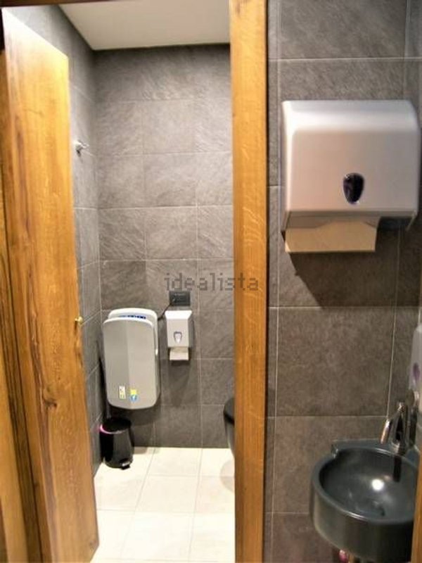 negozio in vendita a Montepulciano