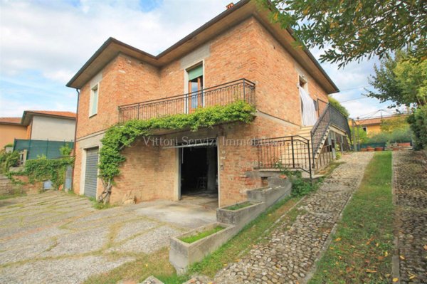casa indipendente in vendita a Montepulciano in zona Gracciano