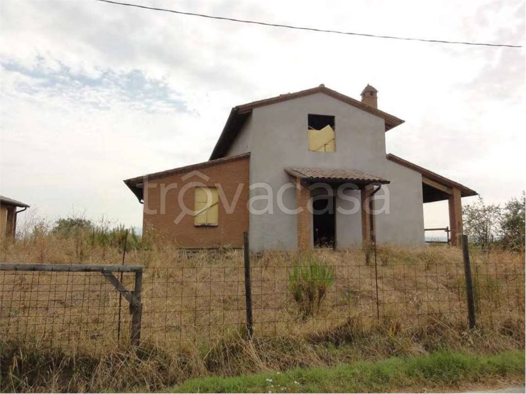 casa indipendente in vendita a Montepulciano