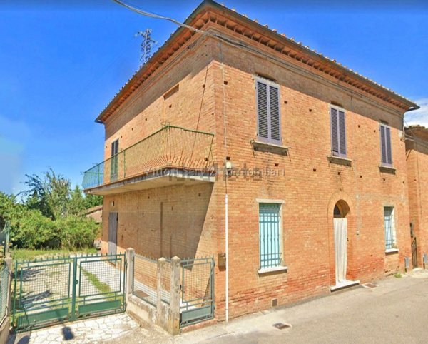 casa indipendente in vendita a Montepulciano in zona Abbadia